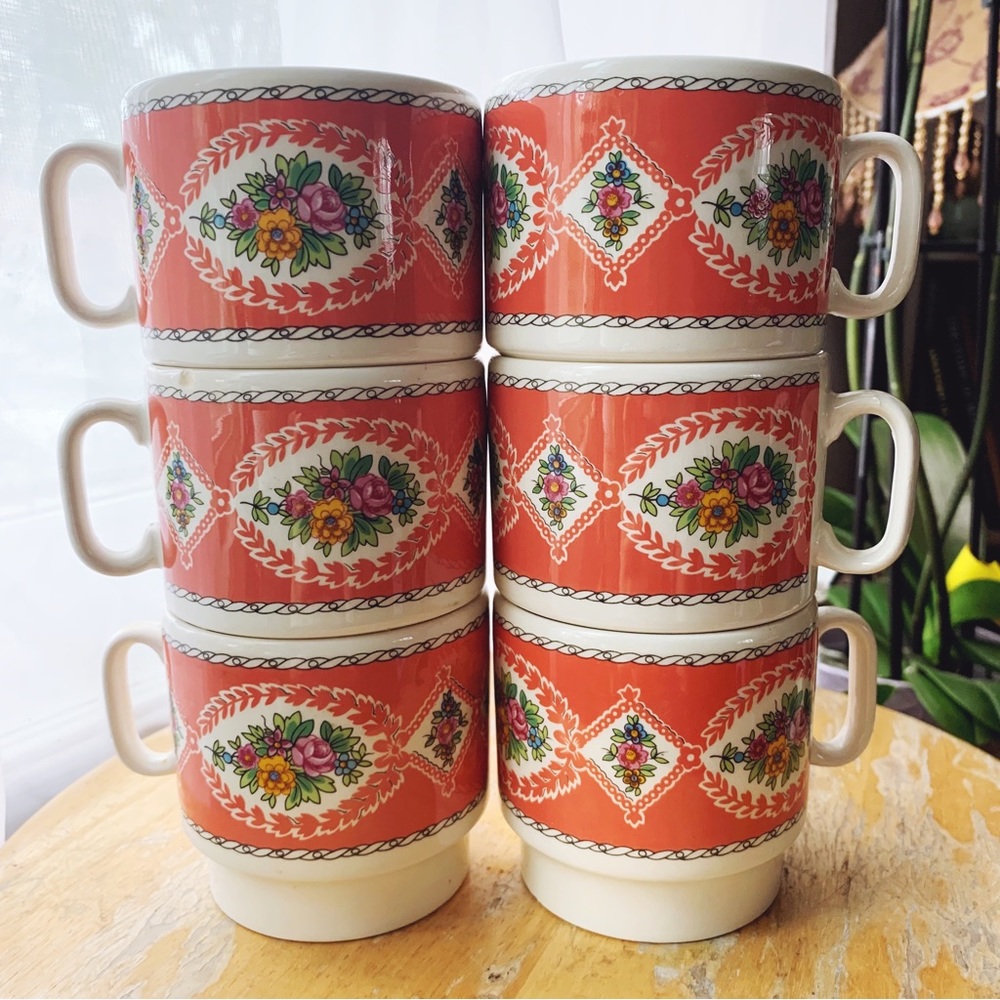 Set of six Vintage Pagnossin Earthenware Treviso, Italy coffee cups